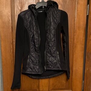 Athleta Black Quilted Hybrid Hooded Jacket - Women